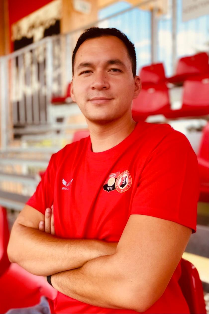 Coach Szilu portrait